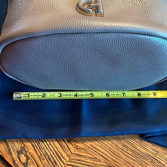 NWTCOLE HAAN Bucket Bag Pebble ButteryLeatherGoldInitialsHandle&Strap.AllSeasons - Picture 12 of 15